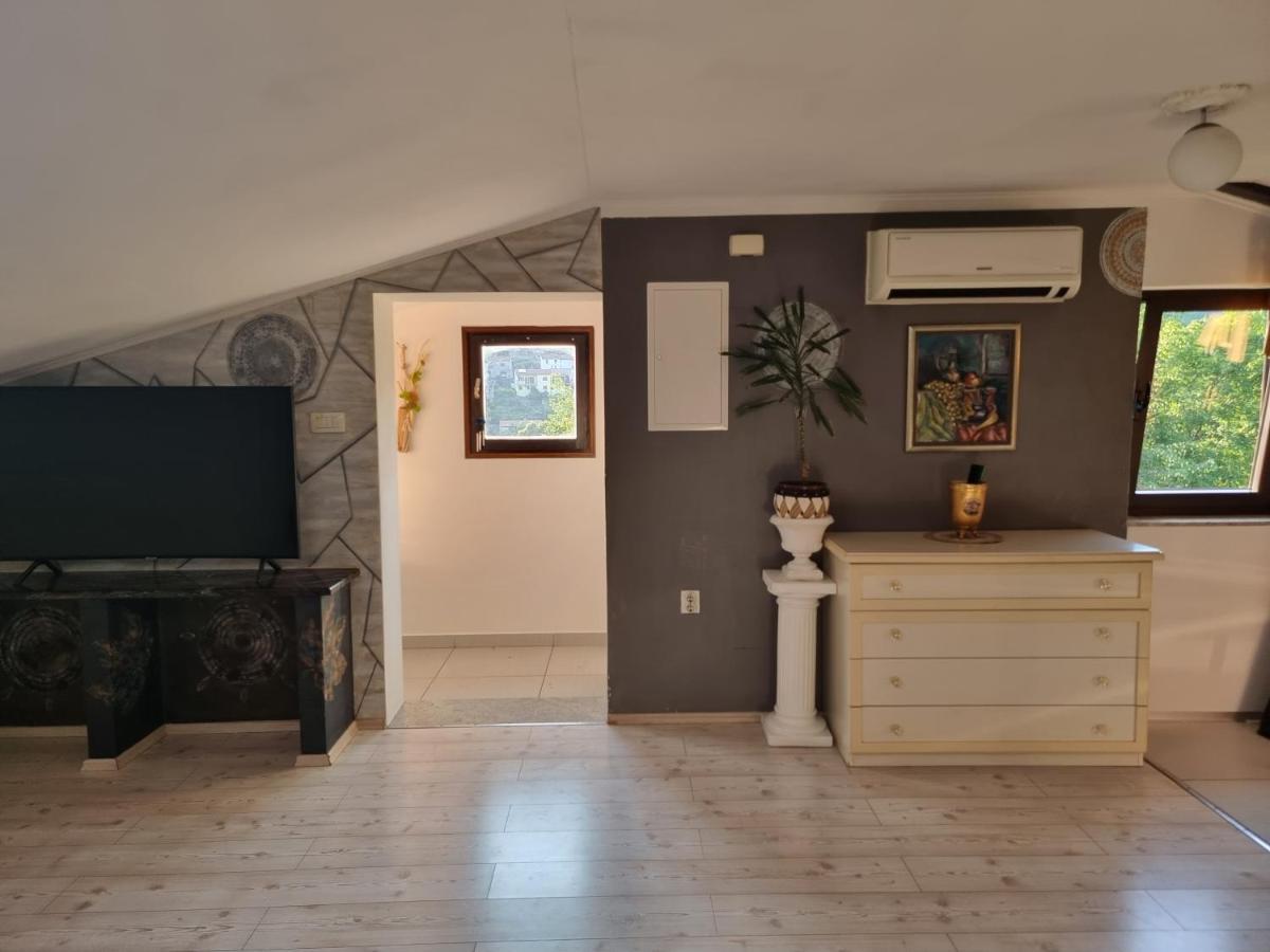 Apartman Zen Appartamento Fiume Esterno foto