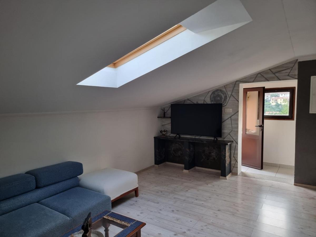 Apartman Zen Appartamento Fiume Esterno foto